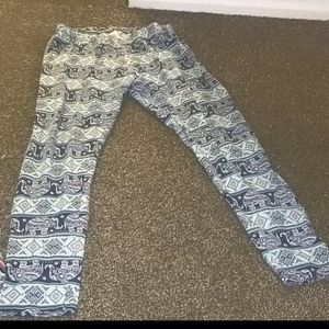 Blue & White Elephant leggings